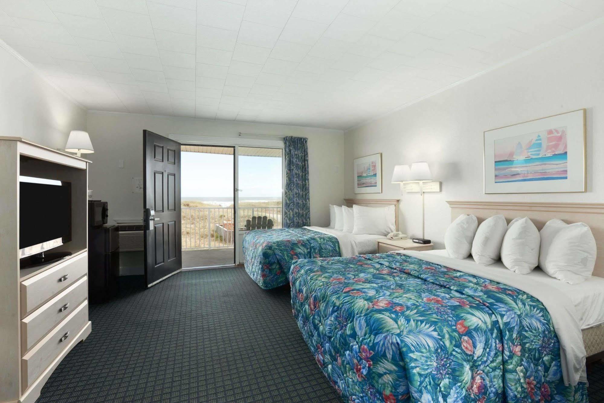 Days Inn By Wyndham Kill Devil Hills Oceanfront - Wilbur Екстер'єр фото