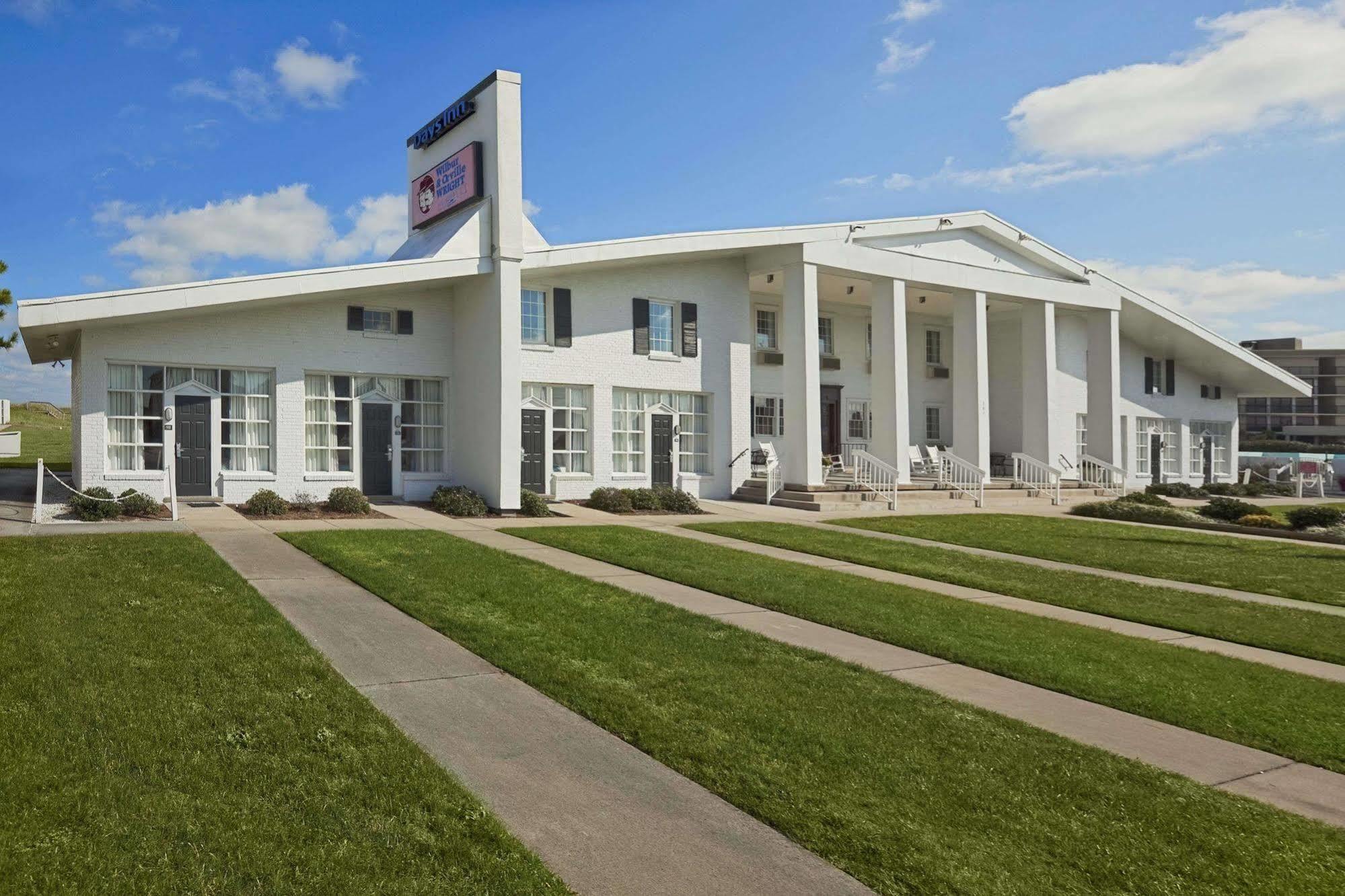 Days Inn By Wyndham Kill Devil Hills Oceanfront - Wilbur Екстер'єр фото